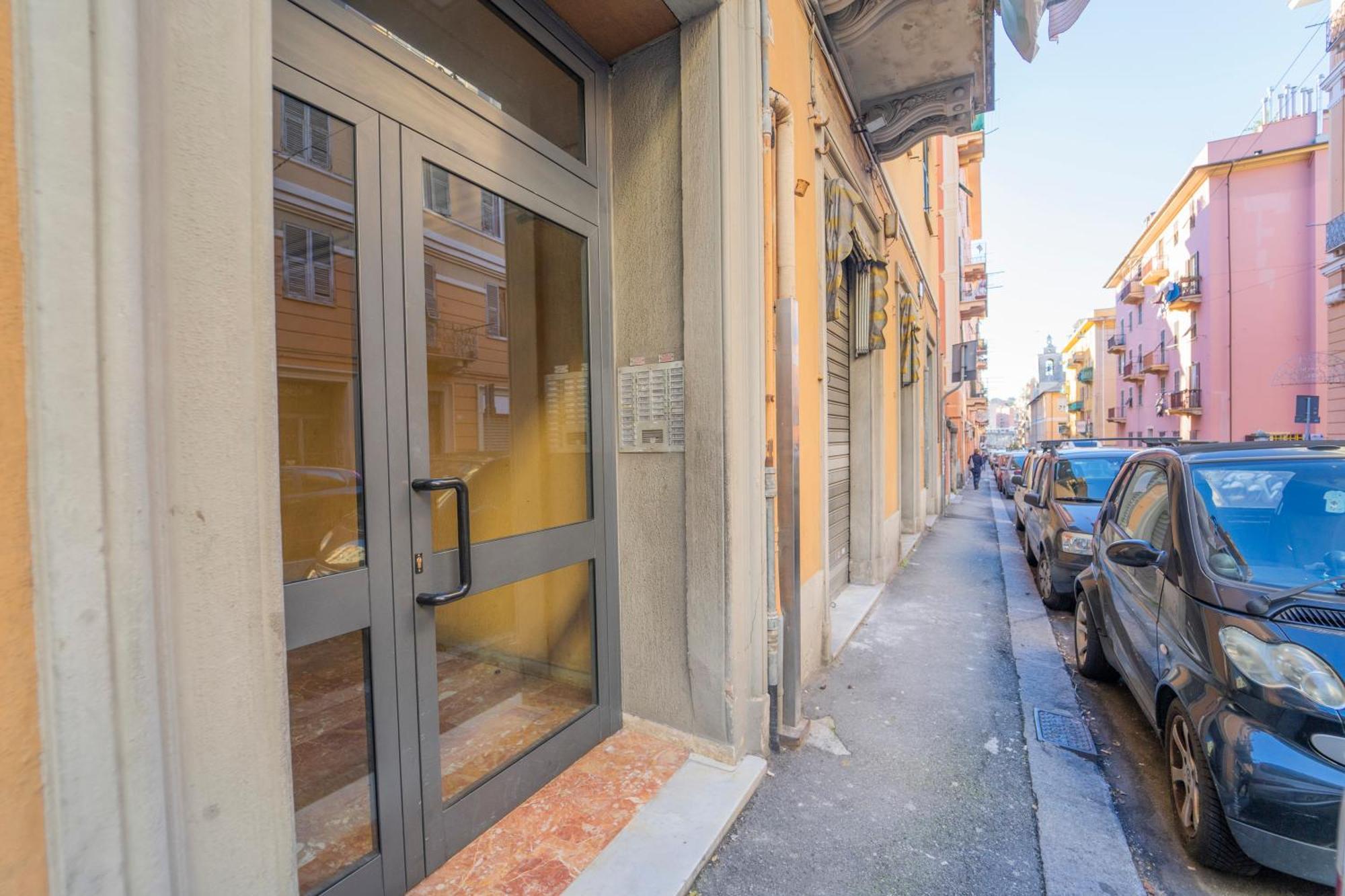 Appartamento Genova,400M Dal San Martino Eksteriør billede